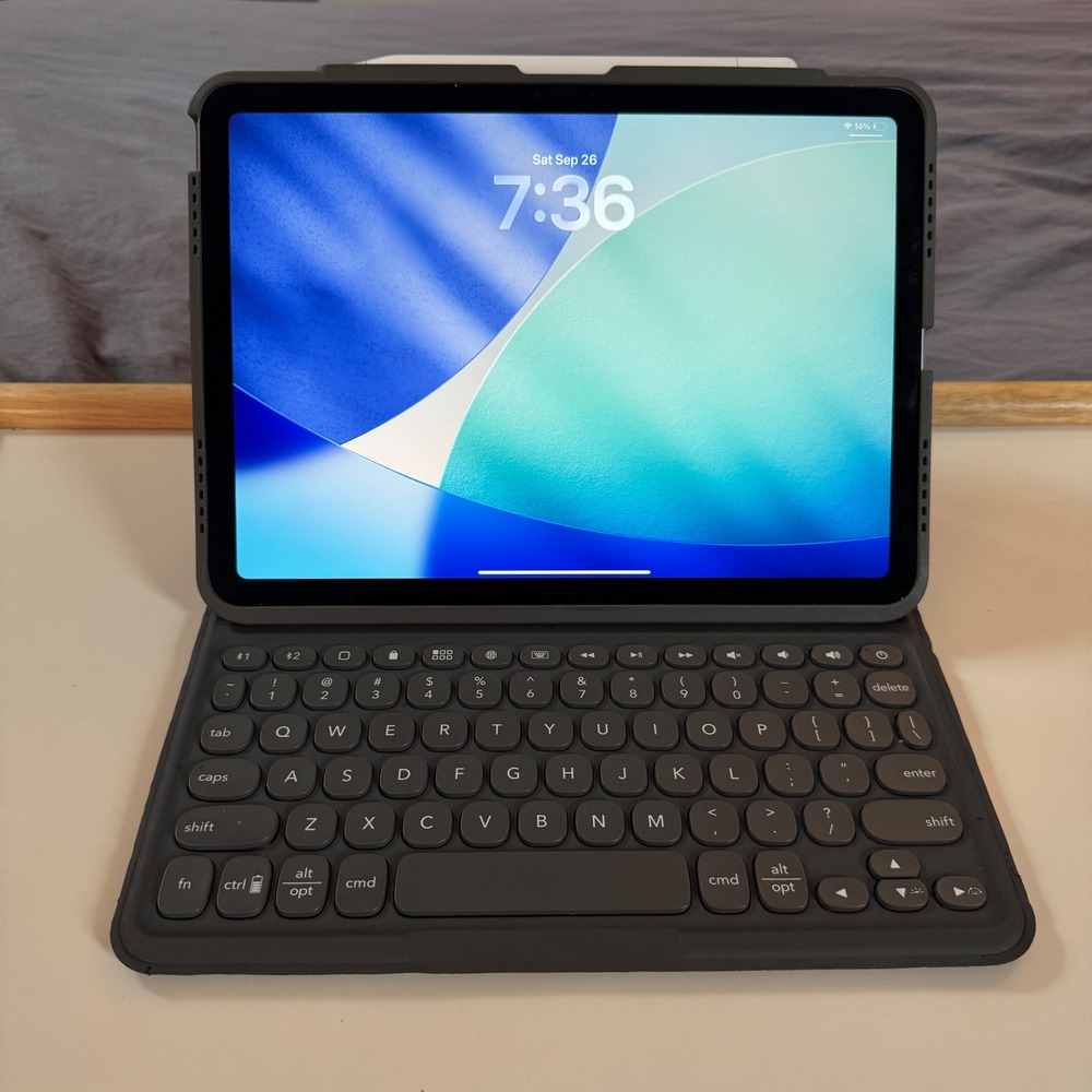 Apple iPad Air 11-inch M2 128GB Space Gray Wi-Fi Bundle with Pencil & ZAGG Case